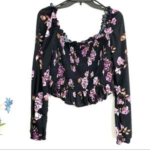 Wild Fable Women’s Black Purple Floral Long Sleeve Smocked Crop Top - NWT